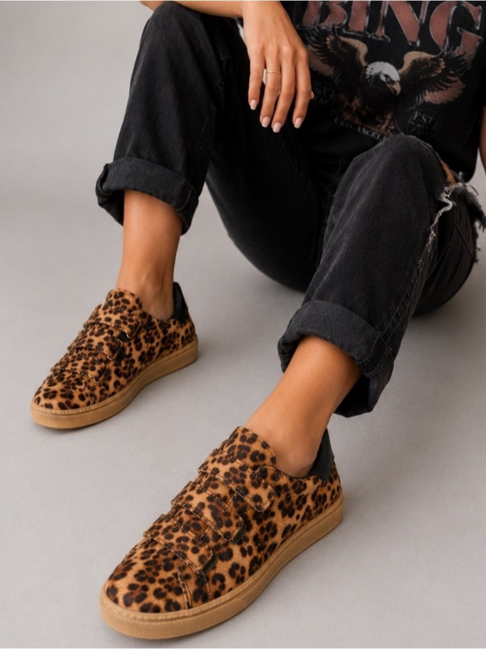 Camila Coelho Bastion Brown Black Leopard Print Faux Pony Hair Sneakers Sz 10